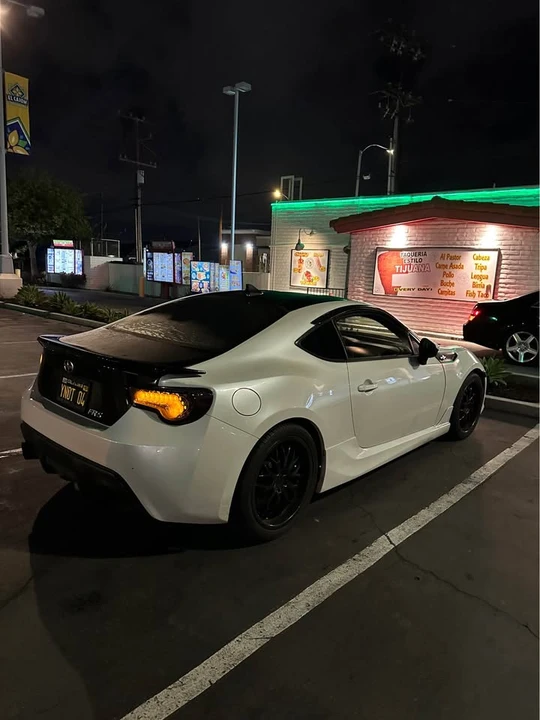 2014 Scion FR-S - Image 2 of 8