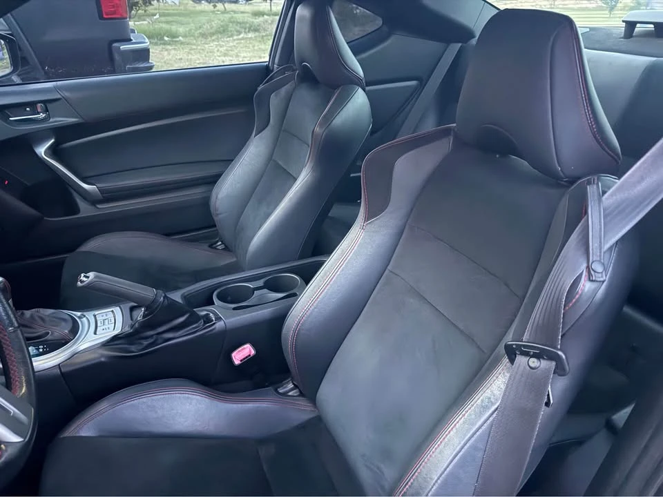 2014 Scion FR-S - Image 8 of 10