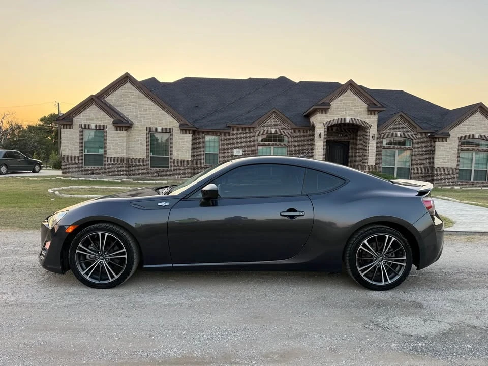 2014 Scion FR-S - Image 4 of 10
