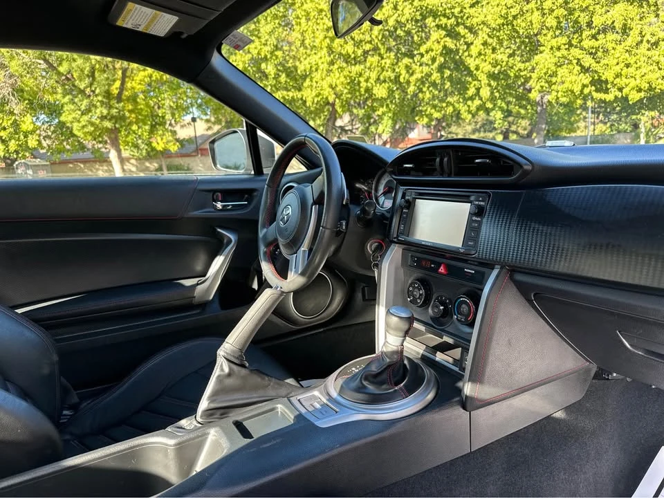 2014 Scion FR-S - Image 13 of 17