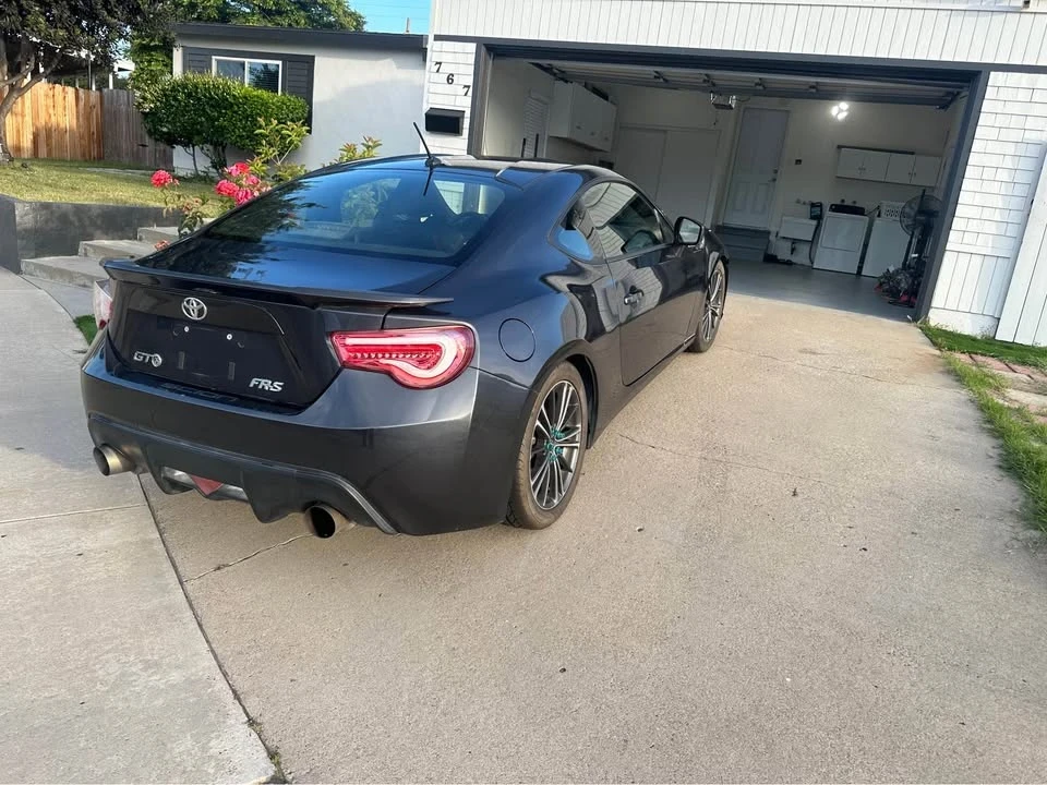 2014 Scion FR-S - Image 4 of 11