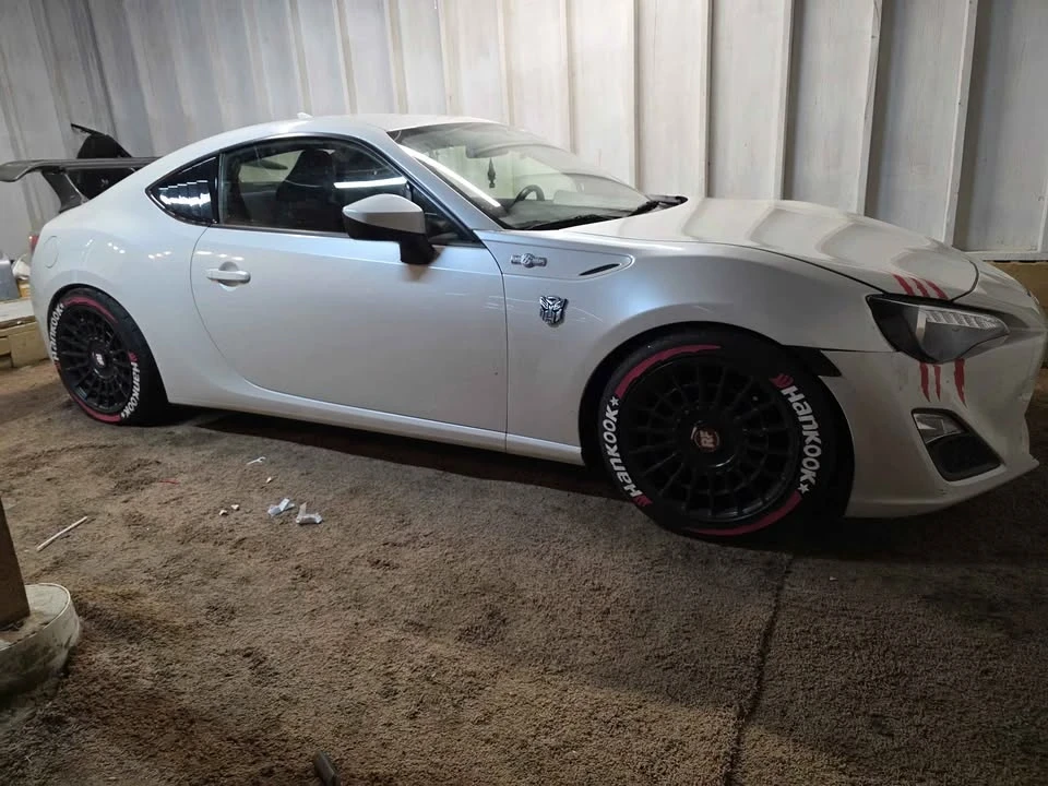 2014 Scion FR-S - Image 12 of 15