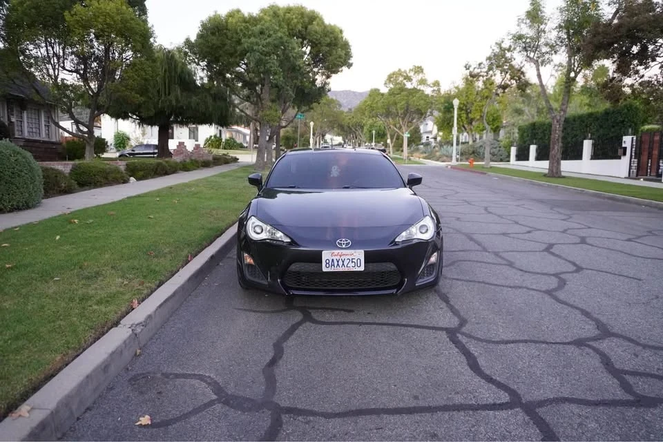 2014 Scion FR-S - Image 2 of 11