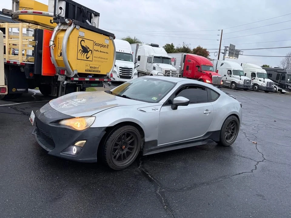2014 Scion FR-S - Image 5 of 6