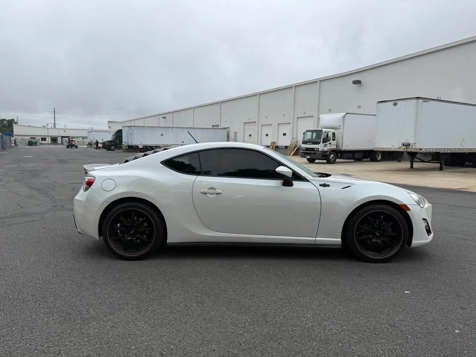 2014 Scion FR-S - Image 5 of 18