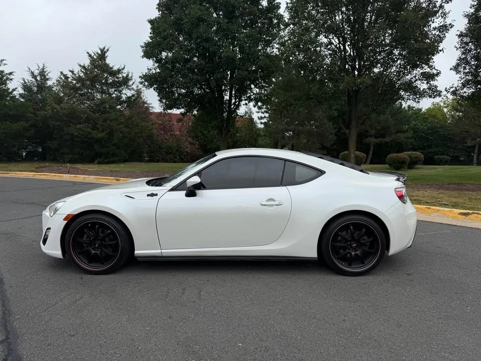 2014 Scion FR-S - Image 6 of 18