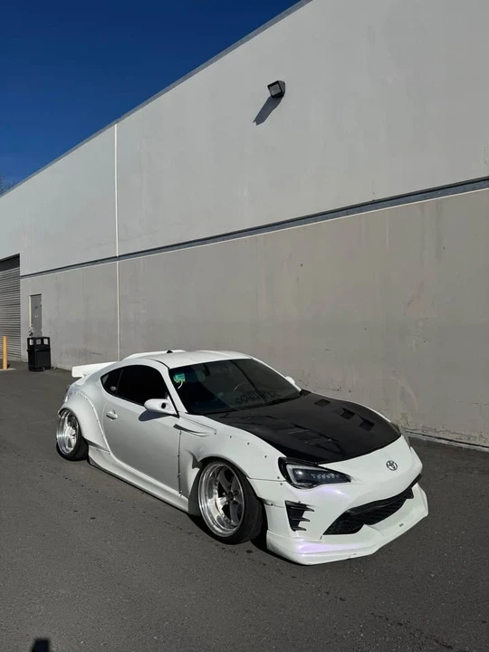 2014 Scion FR-S - Image 2 of 13