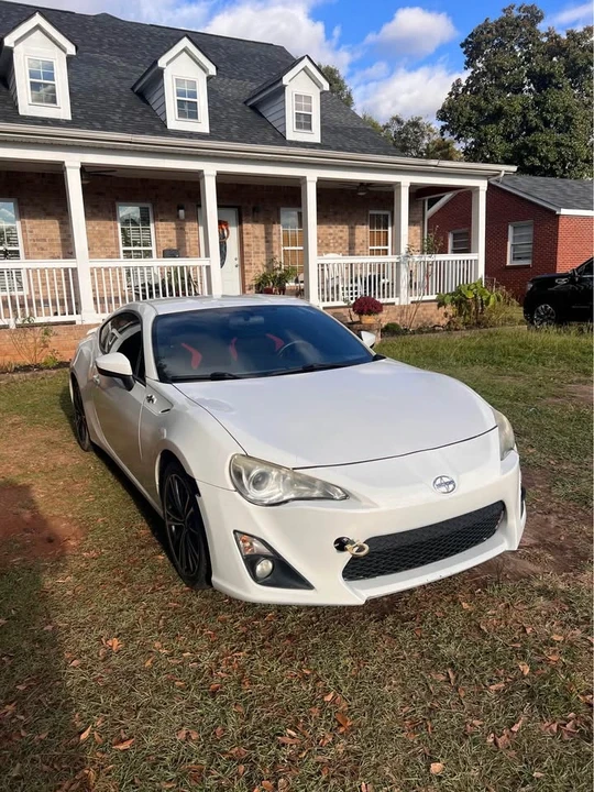 2014 Scion FR-S - Image 2 of 8