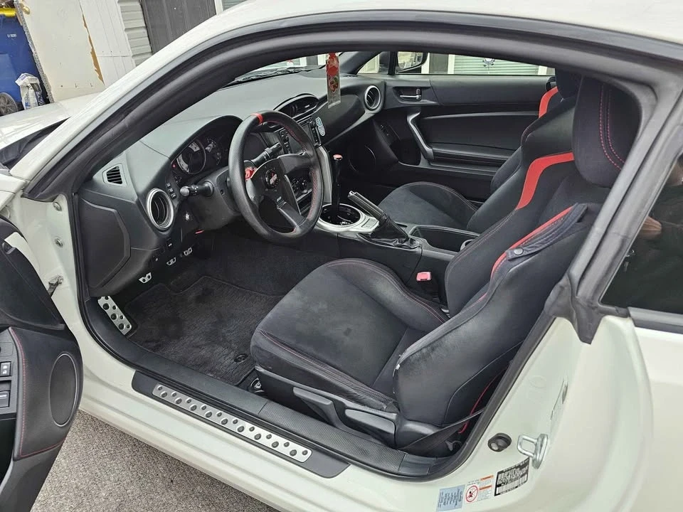 2014 Scion FR-S - Image 8 of 18