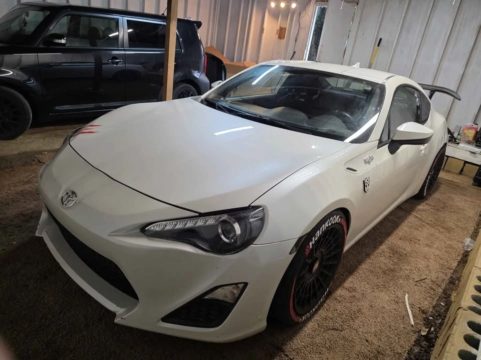 2014 Scion FR-S - Image 15 of 18