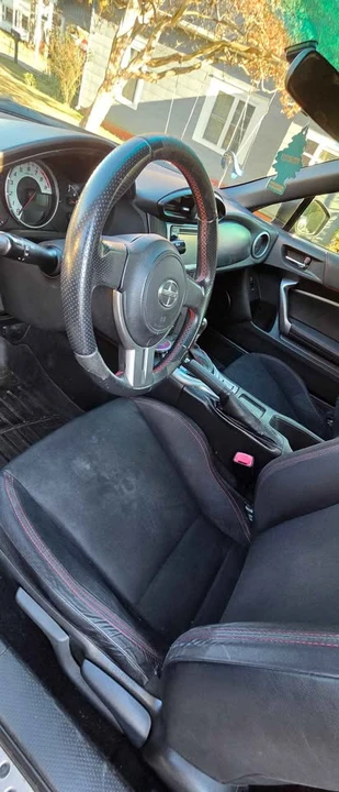 2014 Scion FR-S - Image 7 of 8