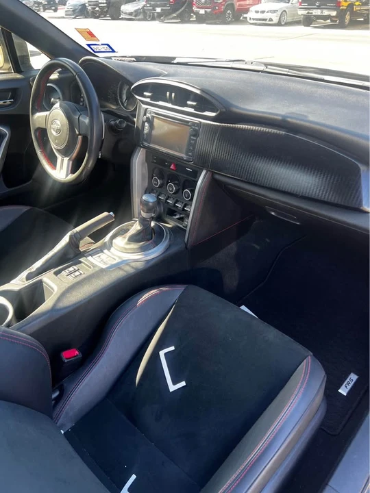 2014 Scion FR-S - Image 8 of 13