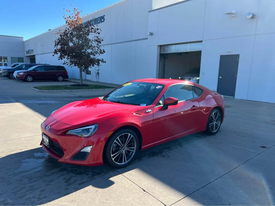 2014 Scion FR-S - Image 2 of 15