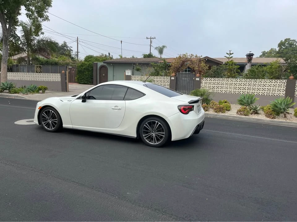 2014 Scion FR-S - Image 5 of 5