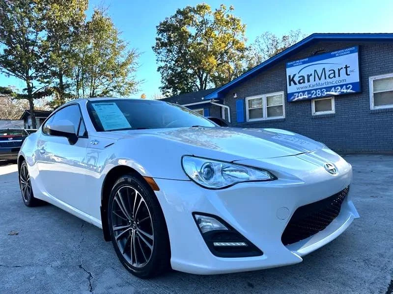 2014 Scion FR-S - Image 2 of 20
