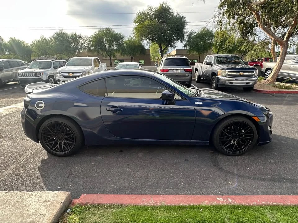 2014 Scion FR-S - Image 4 of 10