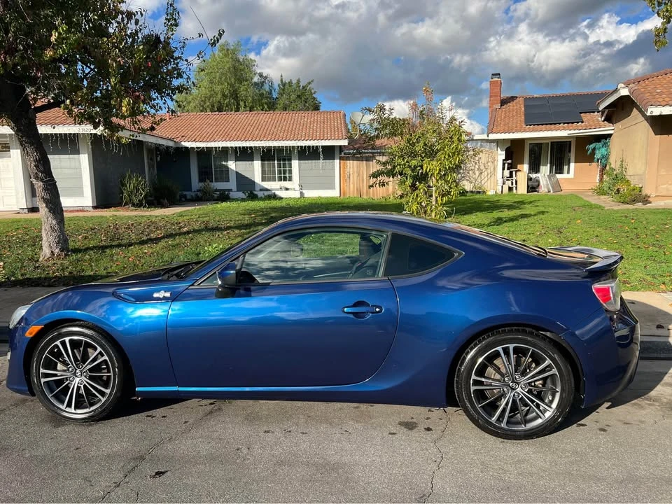 2014 Scion FR-S - Image 2 of 6