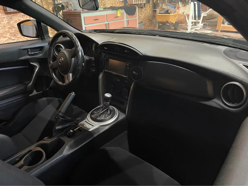2014 Scion FR-S - Image 6 of 11