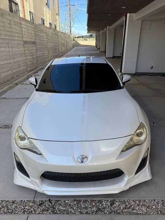 2014 Scion FR-S - Image 2 of 10