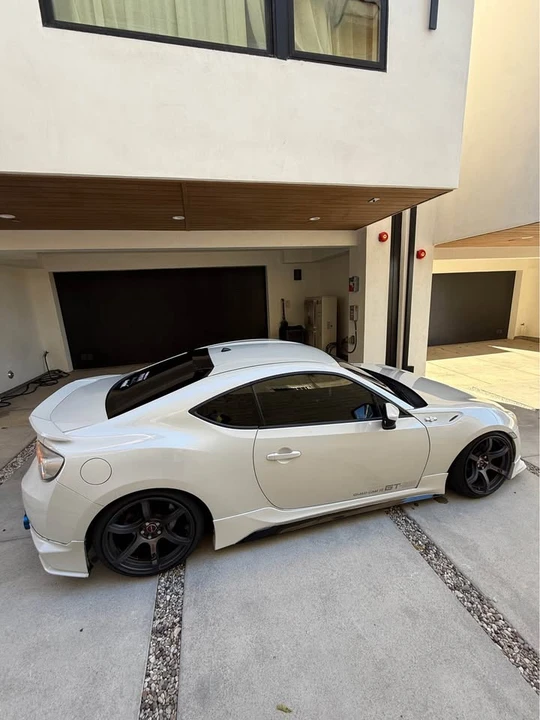 2014 Scion FR-S - Image 7 of 10