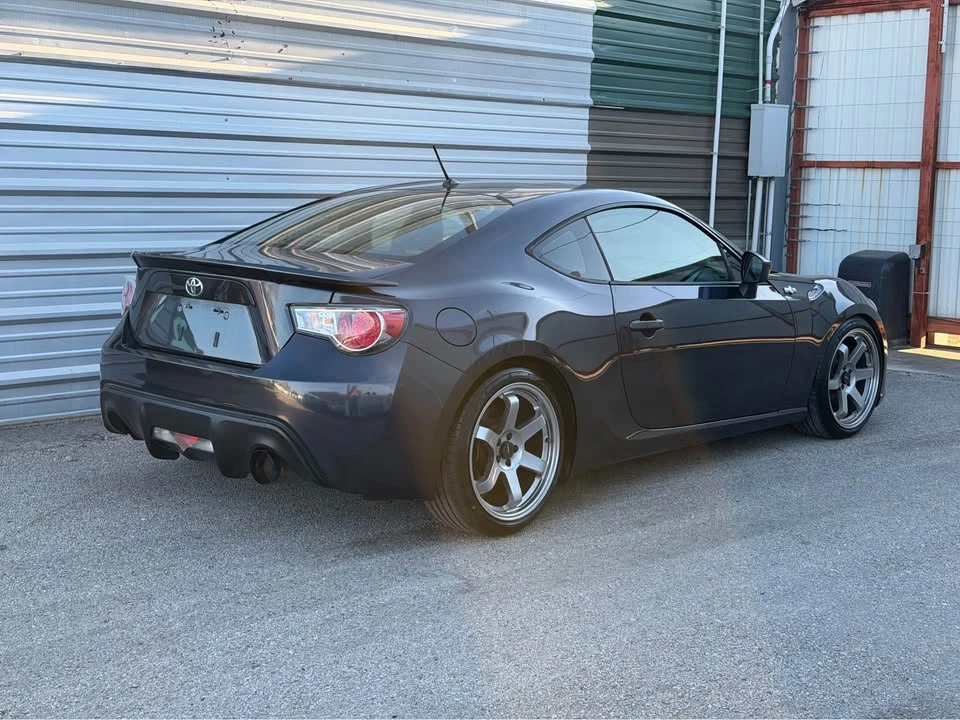 2014 Scion FR-S - Image 4 of 18