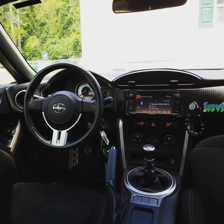2014 Scion FR-S - Image 7 of 8