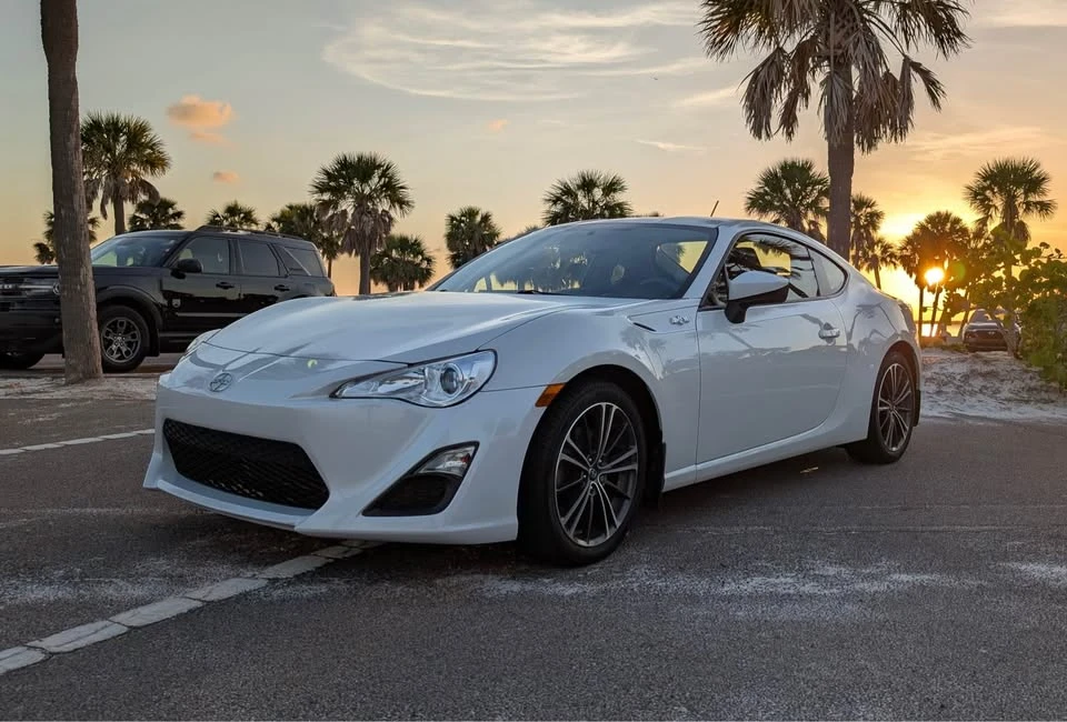2014 Scion FR-S - Image 5 of 12