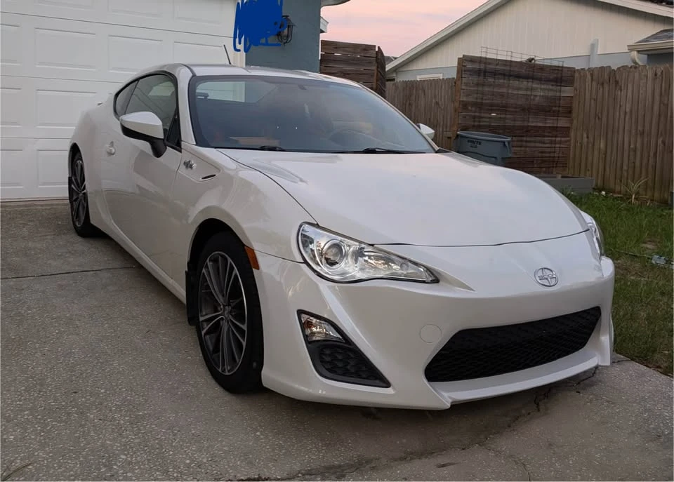 2014 Scion FR-S - Image 2 of 12