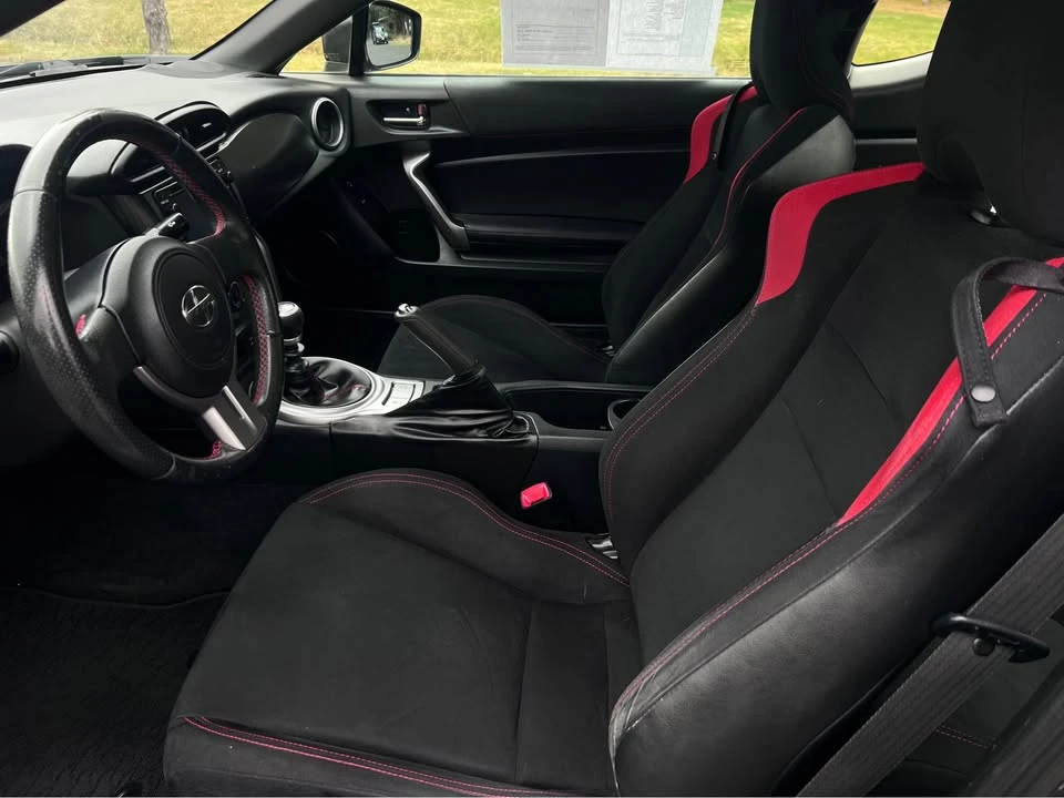 2014 Scion FR-S - Image 9 of 10