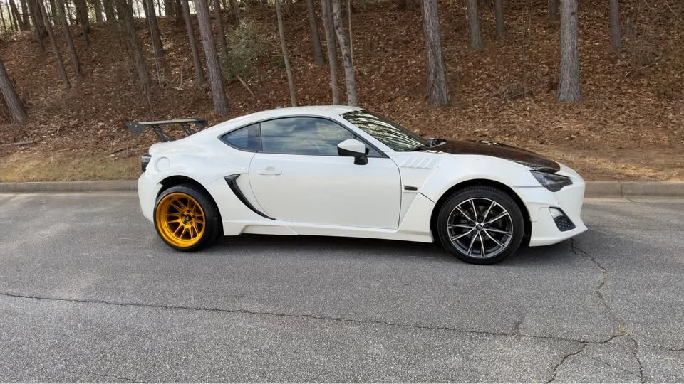 2014 Scion FR-S - Image 4 of 10