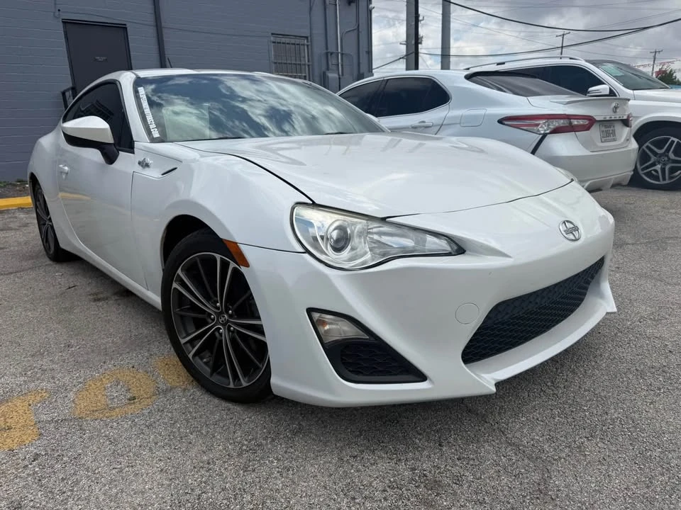 2014 Scion FR-S - Image 4 of 11