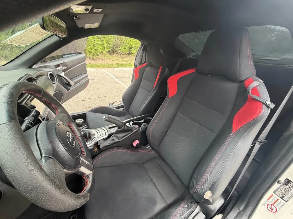 2014 Scion FR-S - Image 12 of 13