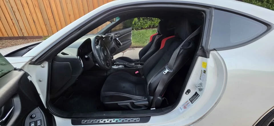 2014 Scion FR-S - Image 10 of 15