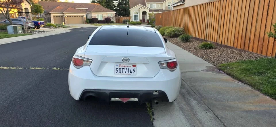 2014 Scion FR-S - Image 2 of 15