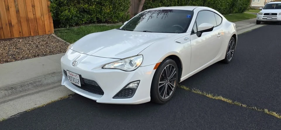 2014 Scion FR-S - Image 5 of 15