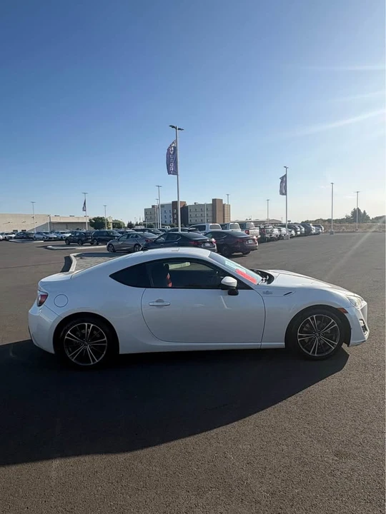 2014 Scion FR-S - Image 3 of 13