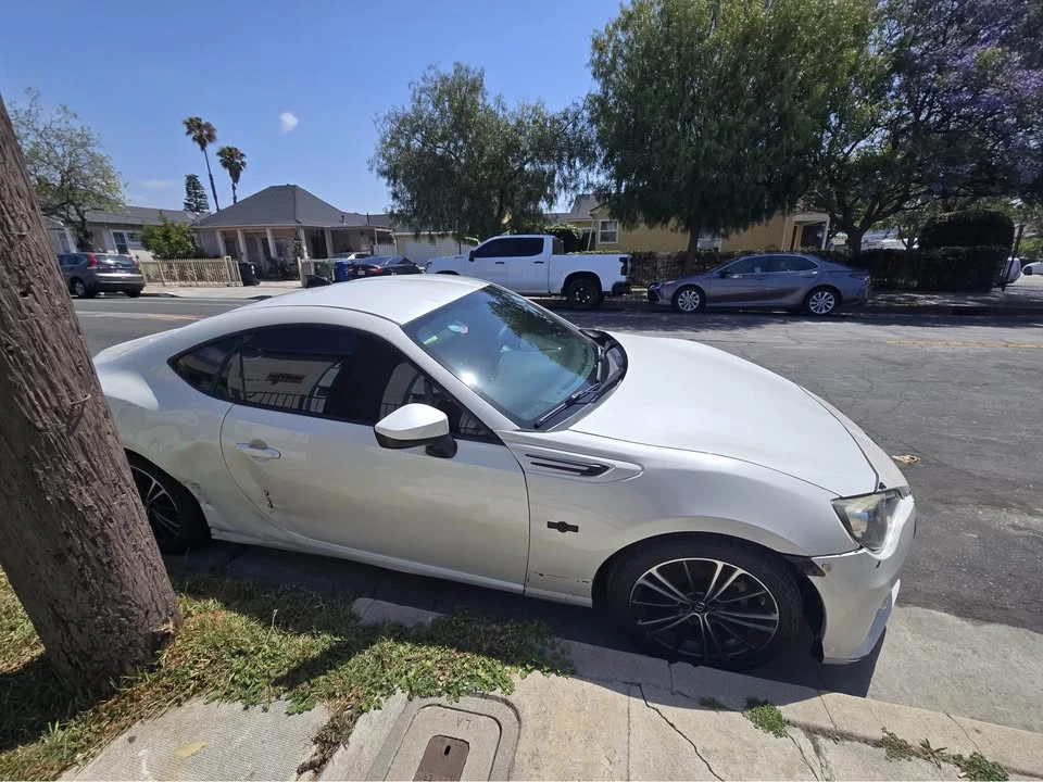 2014 Scion FR-S - Image 5 of 10