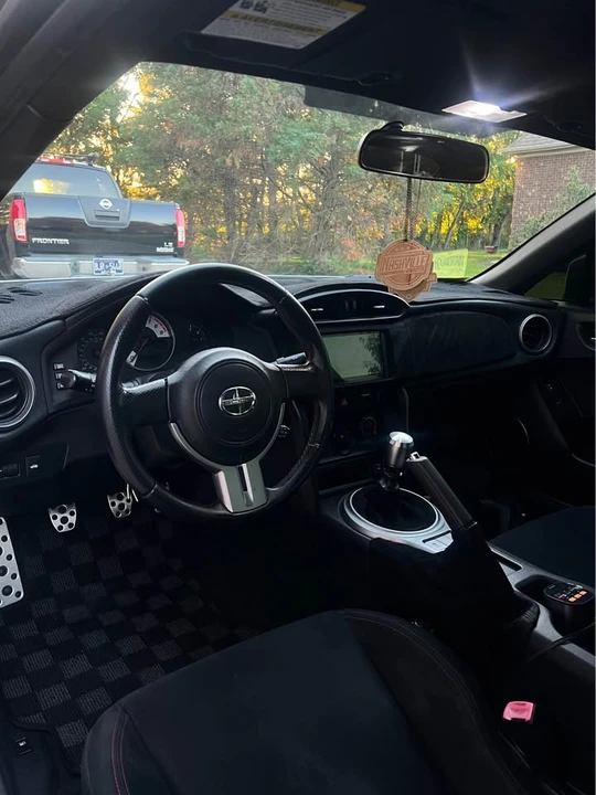 2014 Scion FR-S - Image 10 of 16