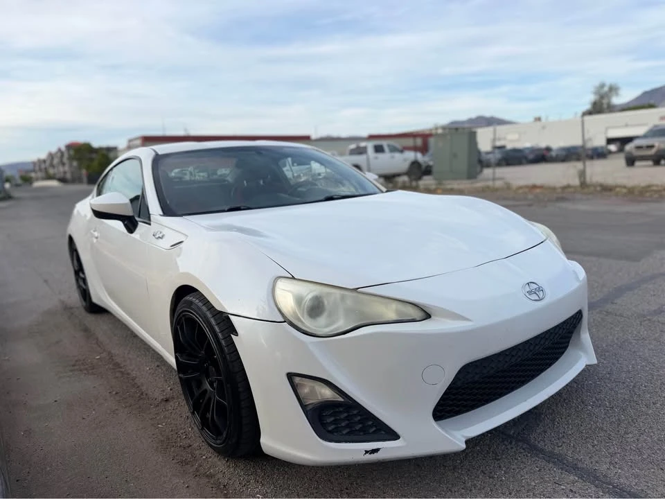 2014 Scion FR-S - Image 2 of 10