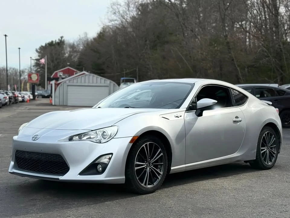 2014 Scion FR-S - Image 2 of 19