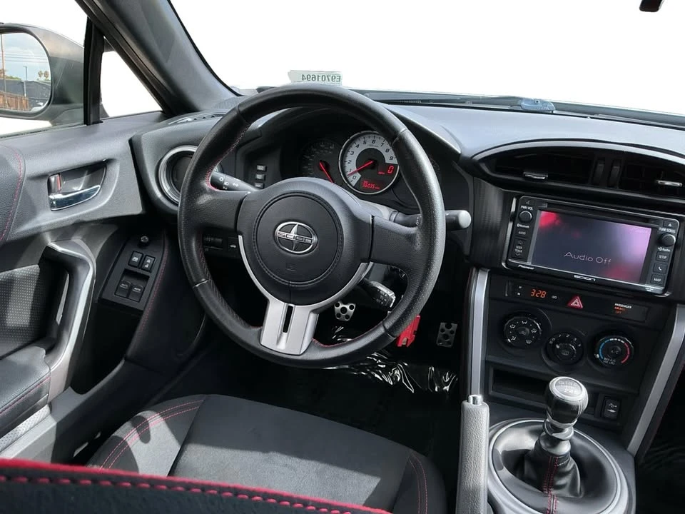 2014 Scion FR-S - Image 10 of 20