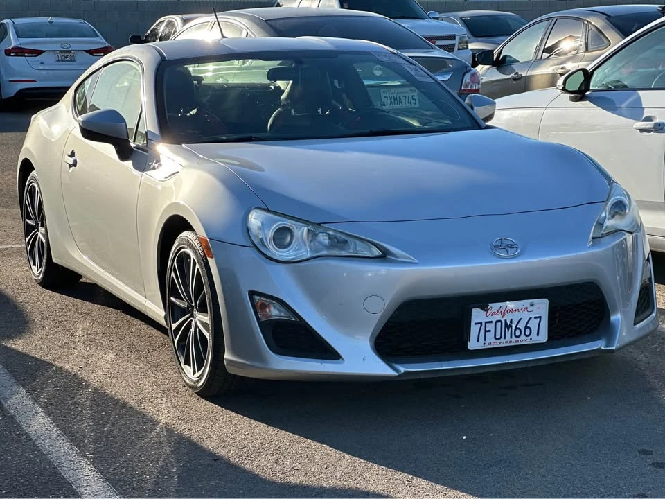 2014 Scion FR-S - Image 2 of 5
