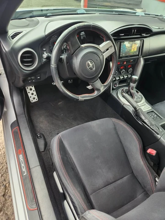2014 Scion FR-S - Image 12 of 14