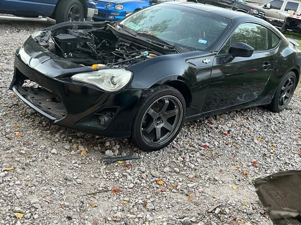 2014 Scion FR-S - Image 2 of 5