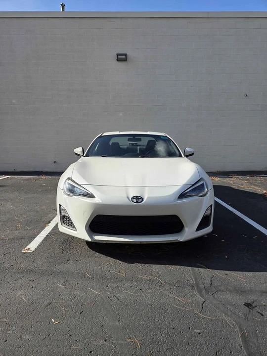 2014 Scion FR-S - Image 2 of 13