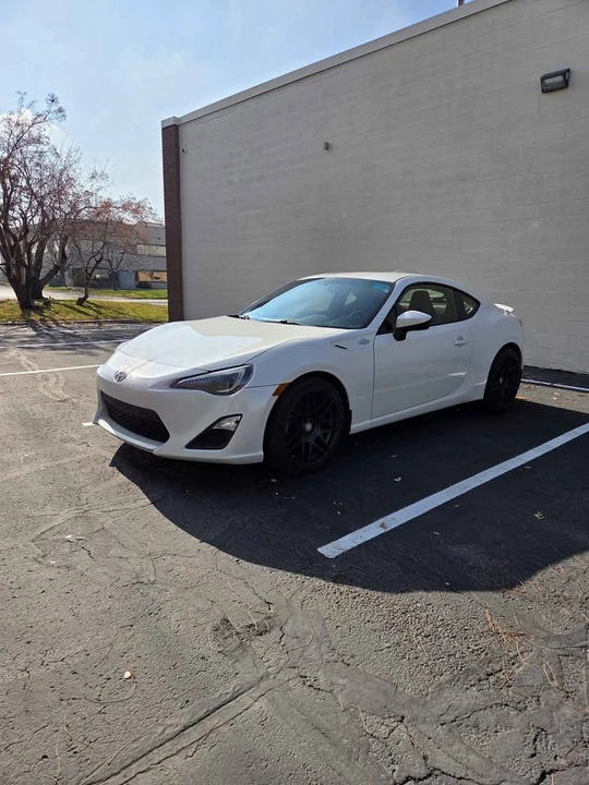 2014 Scion FR-S - Image 3 of 13