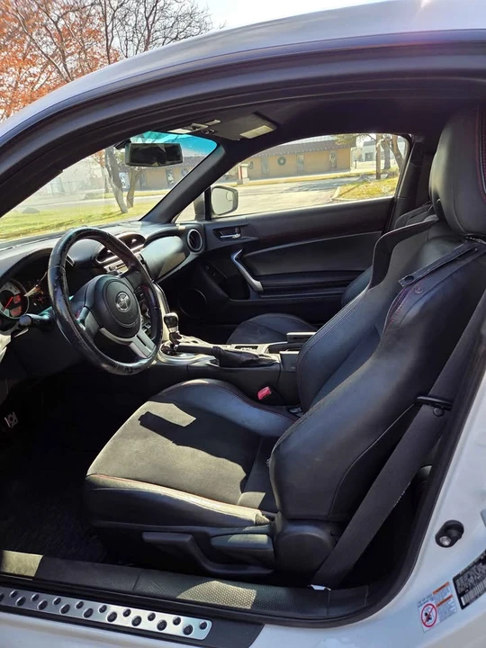 2014 Scion FR-S - Image 7 of 13