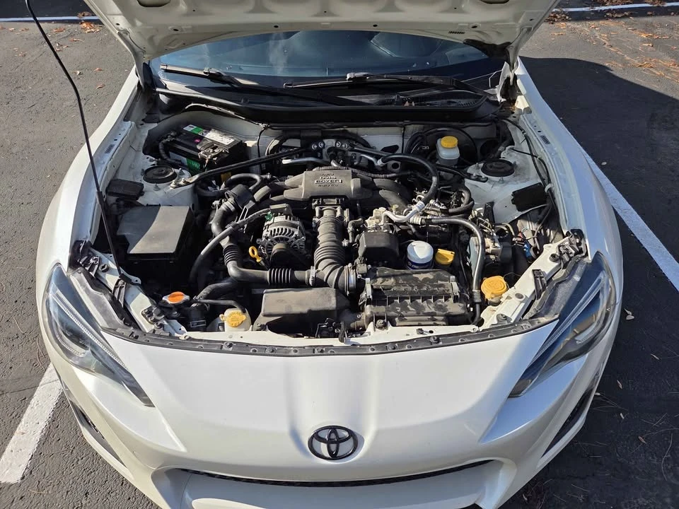2014 Scion FR-S - Image 12 of 13