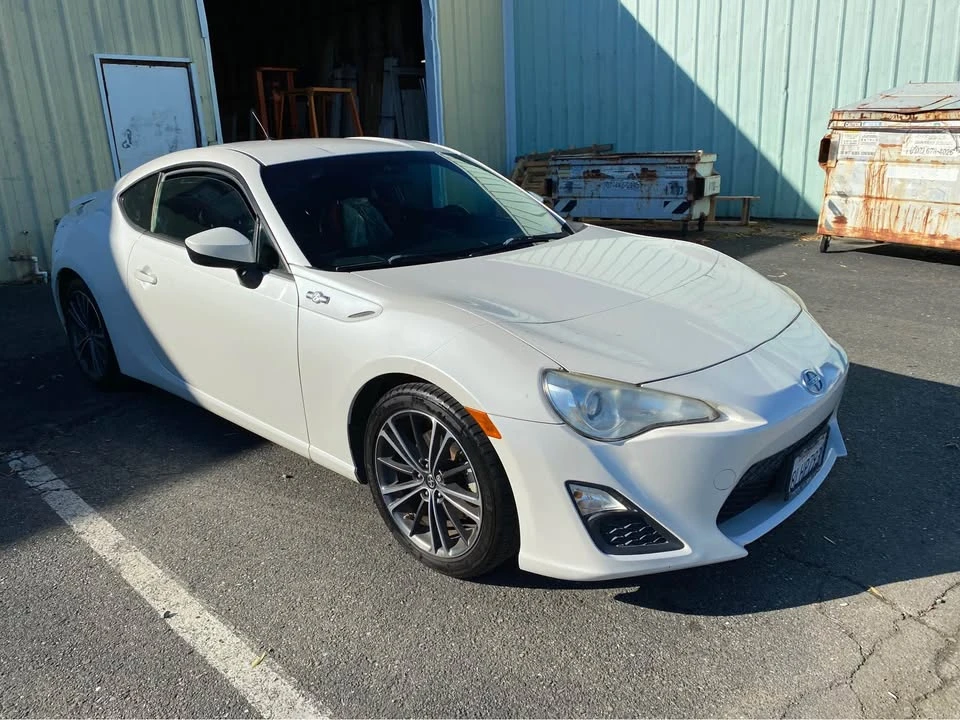 2014 Scion FR-S - Image 2 of 18