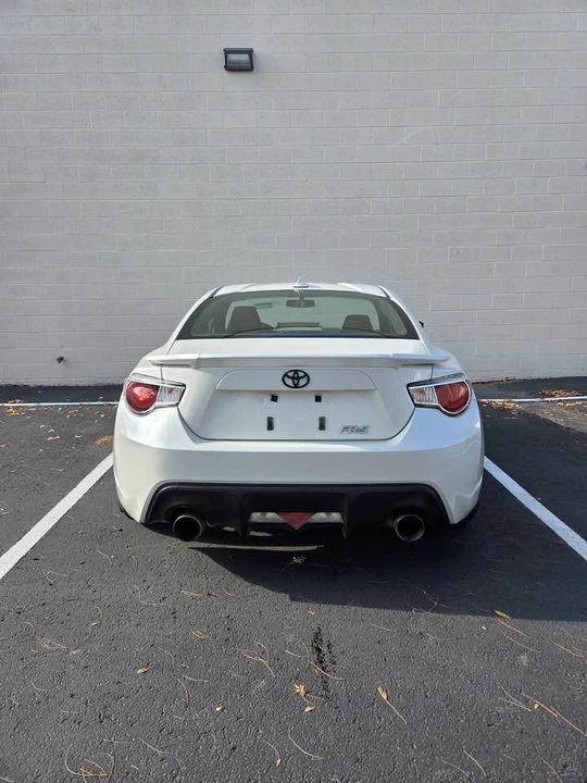 2014 Scion FR-S - Image 5 of 13